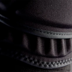 Best Martial Arts / MOOTO USA MOOTO Knee Guard (Black)