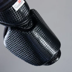 Best Martial Arts / MOOTO USA Sparring Gear MOOTO Shin & Instep Protector (White, Black)