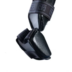 Best Martial Arts / MOOTO USA Sparring Gear MOOTO Shin & Instep Protector (White, Black)