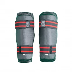 Best Martial Arts / MOOTO USA BMA Vinyl Shin Protector (Black)